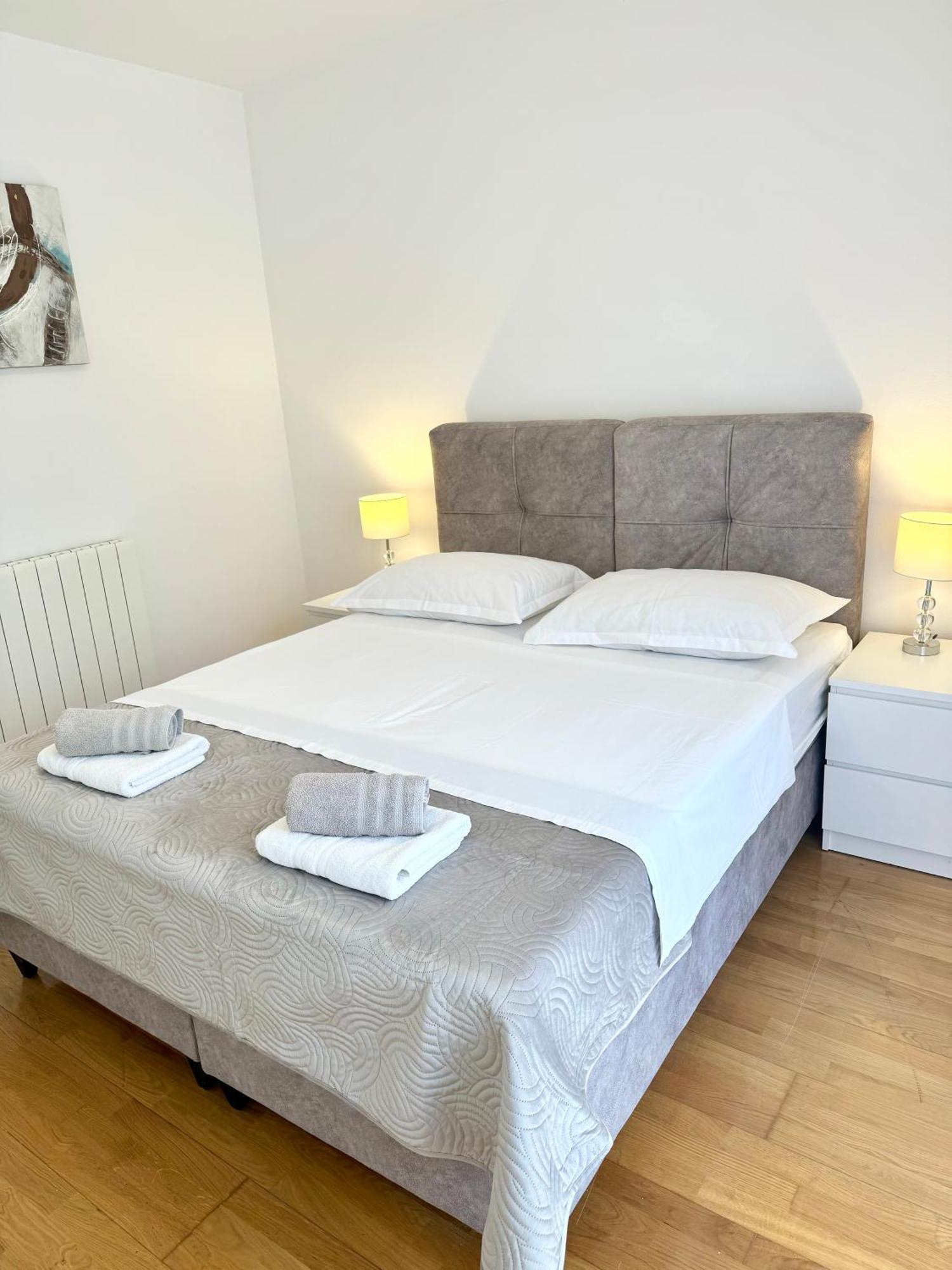 Luxury Apartment Antoni Подстрана Экстерьер фото