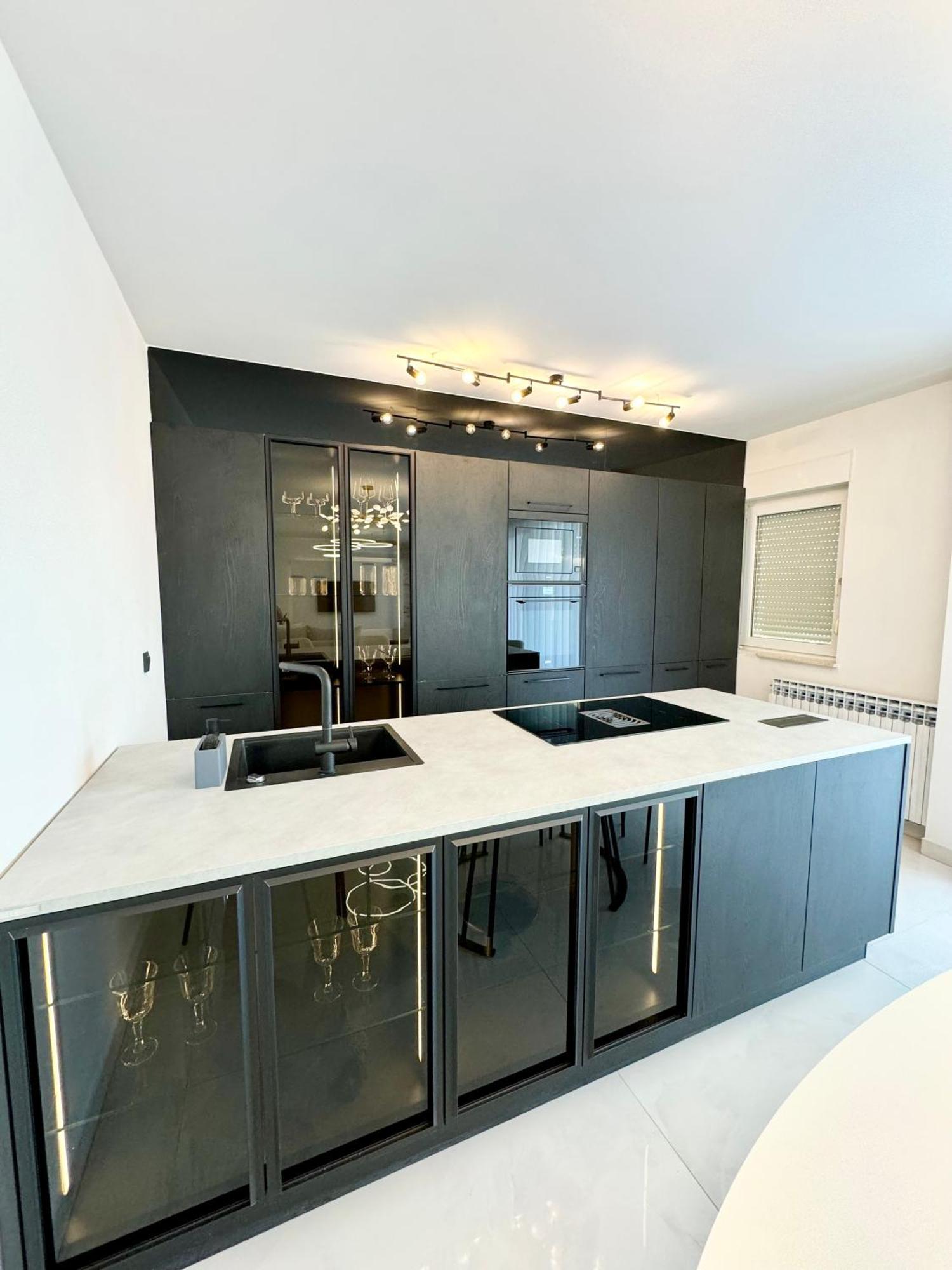 Luxury Apartment Antoni Подстрана Экстерьер фото